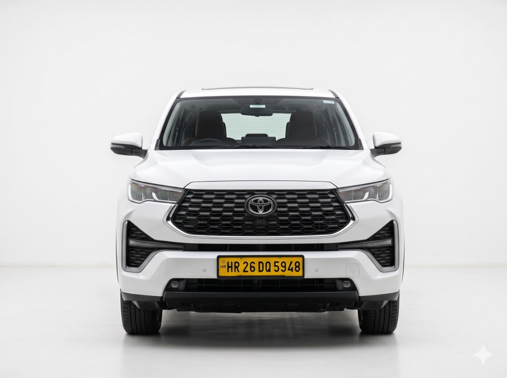 Toyota Innova Hycross
